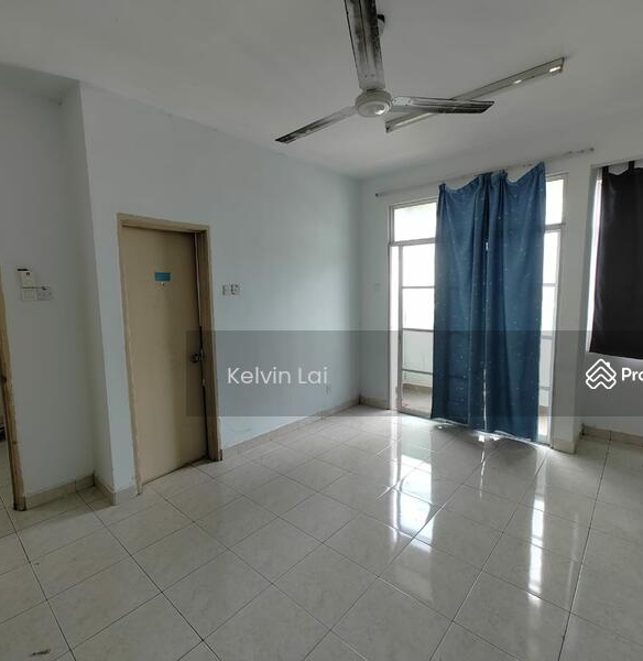 Kelana Sentral – 3 bedroom apartment for sale in Petaling Jaya, Selangor (photo 1 of 5)