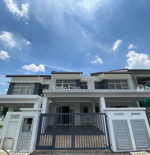 Sepang [ Rumah Besar Harga Murah ] Boleh dapat 100% Full loan – 4 bedroom 2-storey terraced house for sale in Sepang, Selangor (photo 1 of 5)