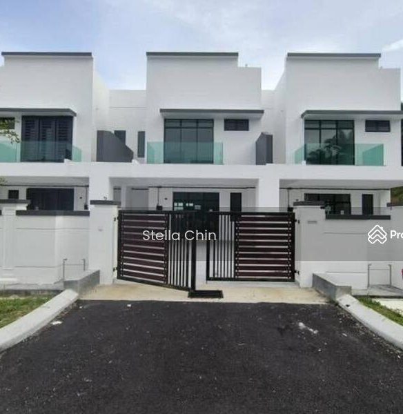 Sepang ã House Near To KLIA ã Monthly RM1800 Double storey – 4 bedroom 2-storey terraced house for sale in Sepang, Selangor (photo 6 of 10)
