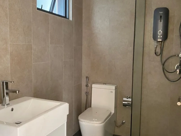 East Parc@Bandar Menjalara – 4 bedroom condominium for sale in Kuala Lumpur (photo 1 of 8)