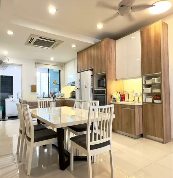 D'Residency – 4 bedroom 3.5-storey terraced house for sale in Petaling Jaya, Selangor (photo 1 of 17)